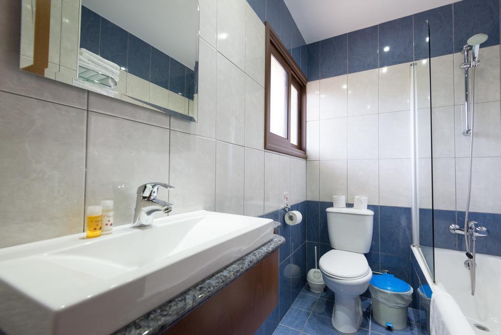 Amethyst Napa Annex Apartments Ayia Napa Habitación foto